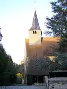 L'entrée de l'église Saint-Sauveur.