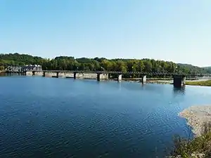 L'ensemble du barrage, côté amont.