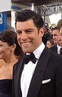 Max Greenfield interprète Gabriel