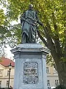 Statue en pied de Maximilien à Hietzing à Vienne (1871).