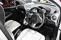 Mazda 2 II intérieur