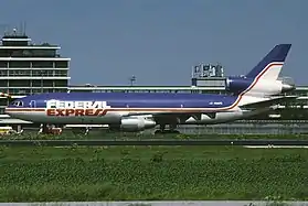 L'avion impliqué, vue en juin 1986 à l'aéroport d'Amsterdam-Schiphol