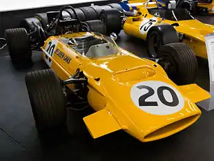 McLaren M9A