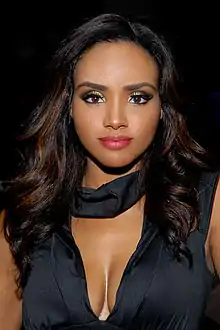 Meagan Tandy interprète Sophie Moore