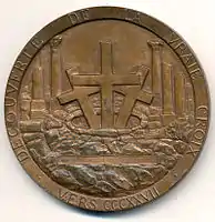Revers de la médaille de Sainte-Hélène rappelant la découverte de la croix du Christ vers 327, 1946, bronze 59mm