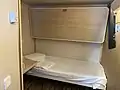 Cabine intérieure équipée de deux couchettes