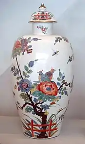 « Fleurs des Indes », vase en porcelaine de Meissen, 1735