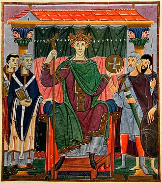 Miniature représentant l'empereur trônant, imberbe, portant couronne, sceptre et globe, entouré de deux hommes d'Église et de deux officiers