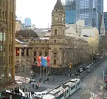 Hôtel de ville de Melbourne (en), Collins Street.