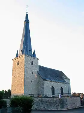 Église Saint-Pierre et cimetière