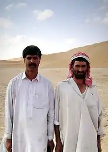 Description de l'image Men of the desert, near Tadmor, Syria.jpg.