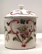 Porcelaine tendrevers 1750
