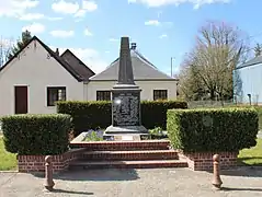 Le monument aux morts 1939-1945.