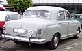 Mercedes-Benz 219 (W 105).