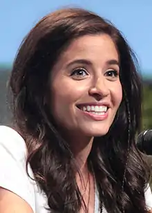 Mercedes Masohn interprète Isabel Zambada.