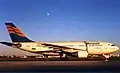 Airbus A310-300 aux couleurs de Merpati sur l'aéroport de Perth à la fin des années 1990