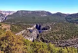 Gorges de l'Artuby, confluence avec le Verdon, et pont dit de la Mescla