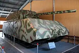 Le Panzer VIII Maus (« souris ») du musée de Kubinka.