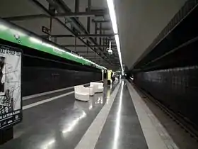 Image illustrative de l’article Roquetes (métro de Barcelone)