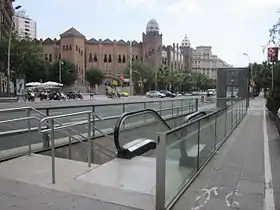 Image illustrative de l’article Monumental (métro de Barcelone)