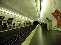 Les quais de la ligne 12.