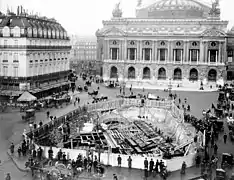 L'ouvrage de superposition sous la place de l'Opéra. La voûte de la ligne 3 débouchant de la rue Auber est visible.