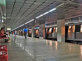 Image illustrative de l’article Izvor (métro de Bucarest)