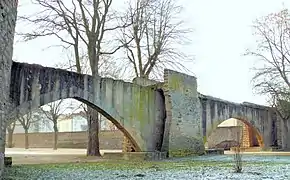 Pont des Grilles de la Basse-Seille enjambait l’ancien bras de la Seille.