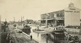 1900