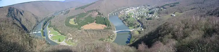 La Meuse dans les Ardennes françaises.