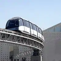 Aerotrain au Terminal 2.