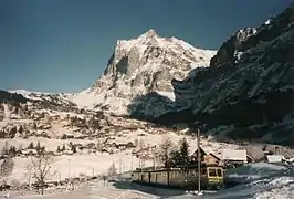 Grindelwald avec le Wetterhorn en hiver