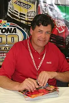 Description de l'image Michael Waltrip 2008 Daytona 500.jpg.