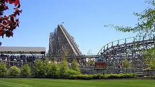 Shivering Timbers à Michigan's Adventure