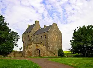 Lallybroch (Midhope Castle)