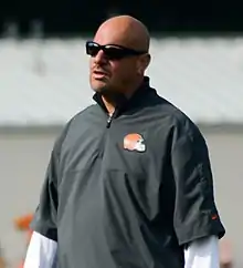 Description de l'image Mike Pettine 2014 Browns training camp.jpg.