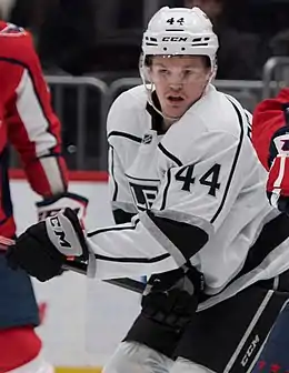 Photographie couleur d'un joueur de hockey sur glace