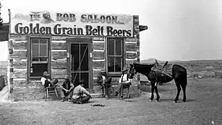 The Bob Saloon, en 1880 (Miles City, Montana).