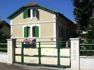 Colonie du Pylône, louée par Coco Chanel de 1924 à 1930 pour y loger ses couturières et mannequins en vacances.