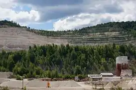 La mine de charbon à ciel ouvert de Bogatyr, située au Kazakhstan