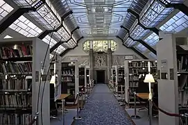 Bibliothèque.