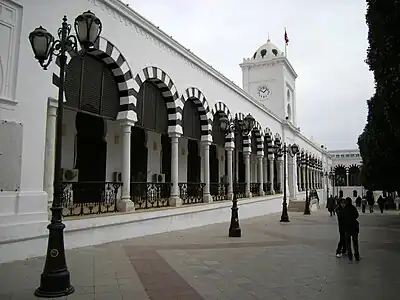 Façade du ministère des Finances.