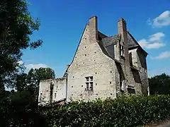Le château de Missé (ancien moulin).