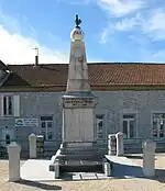 Monument aux morts.