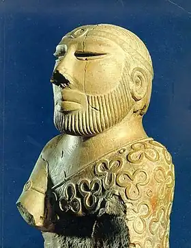 Statue de « Priest King » portant une robe, civilisation de la vallée de l'Indus.