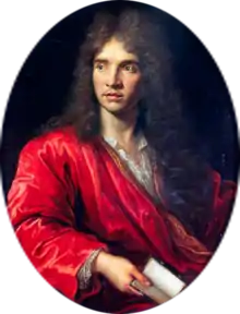 Portrait ovale à mi-corps d'un homme assis, en chemise ornée de dentelle sous une robe de chambre, tenant un carnet.