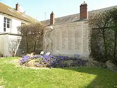 Le monument aux morts