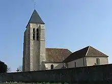 L'église Saint Étienne.