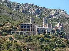 Vue d'ensemble du monastère.