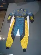 La combinaison ignifugée Alpinestars de Fernando Alonso à l'époque de ses titres de Champion du monde chez Renault.